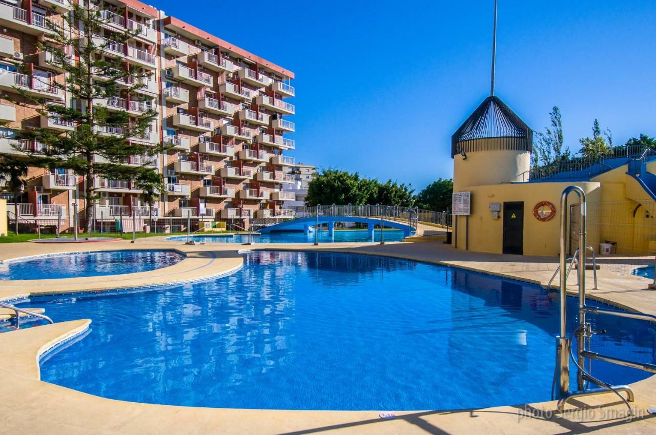 532 Minerva Apartamentos- Vistas Al Mar Y A La Piscina - Excelente Ubicacion Benalmadena Ngoại thất bức ảnh